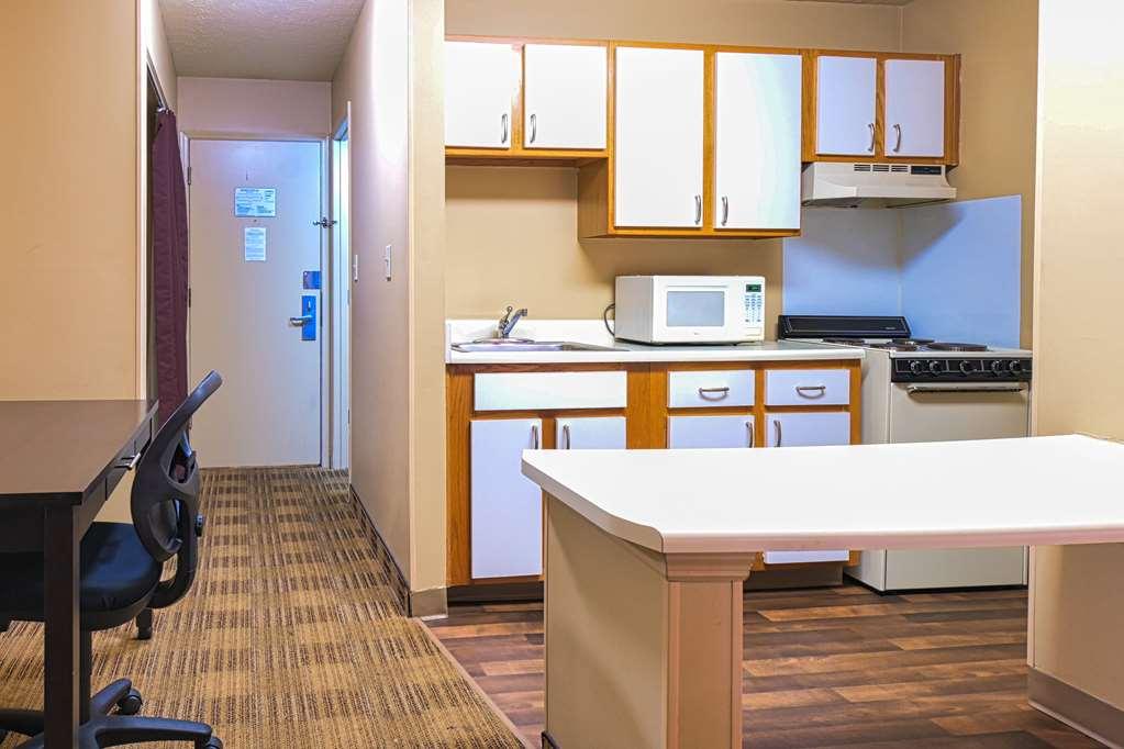 Suburban Studios Louisville East Bilik gambar
