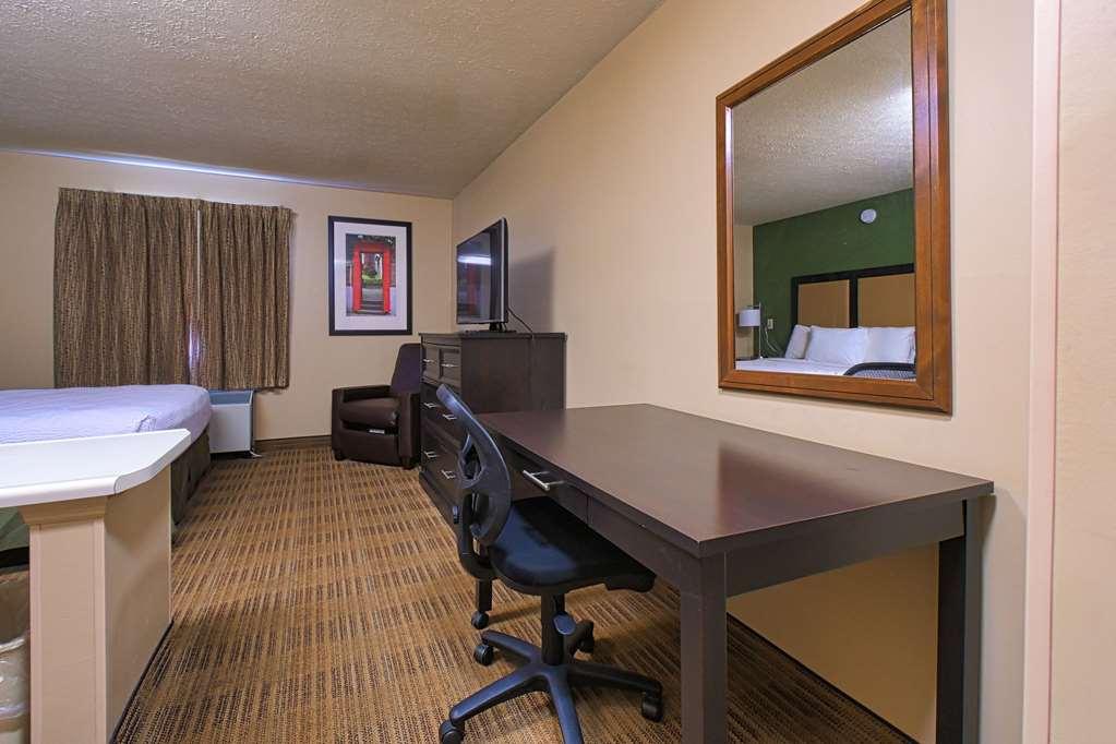 Suburban Studios Louisville East Bilik gambar