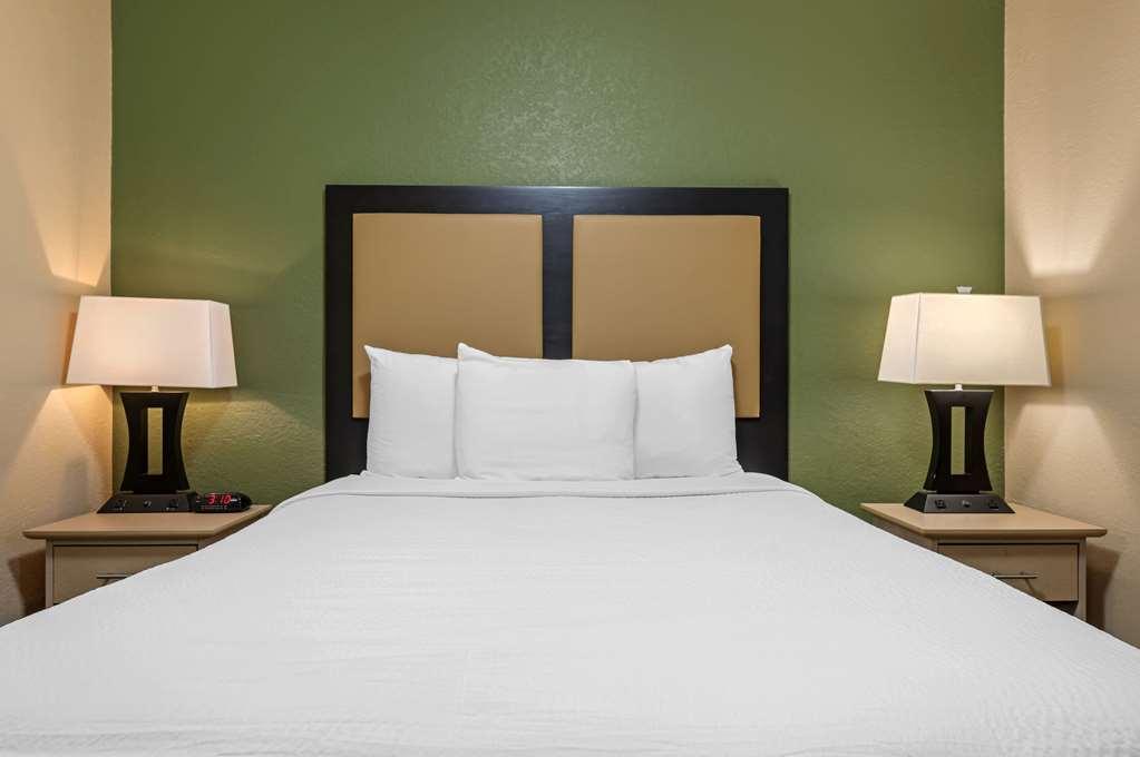 Suburban Studios Louisville East Bilik gambar