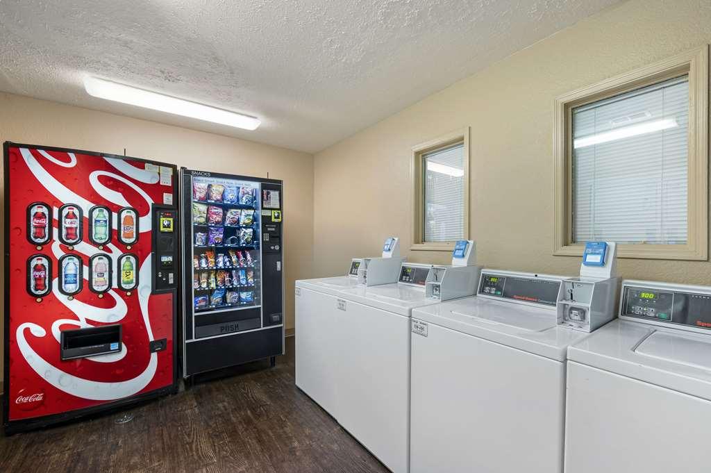 Suburban Studios Louisville East Kemudahan gambar